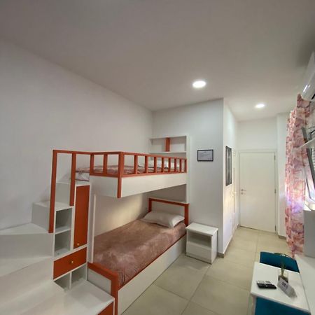 Ayso Inn Tirana City Center Екстер'єр фото
