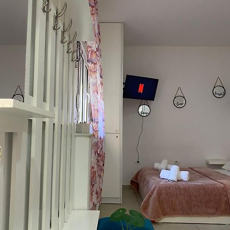 Ayso Inn Tirana City Center Екстер'єр фото